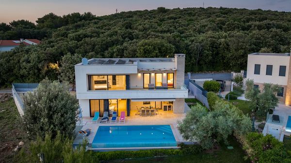 Villa Sara - Luxurious villa with private pool and sauna, near the beach in Vrsar