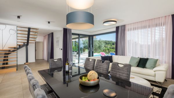 Villa Sara - Luxurious villa with private pool and sauna, near the beach in Vrsar