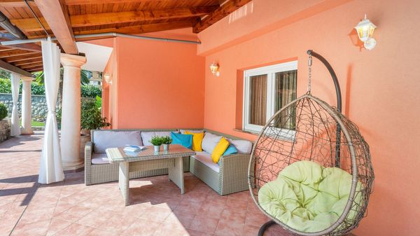 Villa Sole - mit beheiztem Pool, nahe dem Strand in Opatija