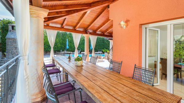 Villa Sole - mit beheiztem Pool, nahe dem Strand in Opatija