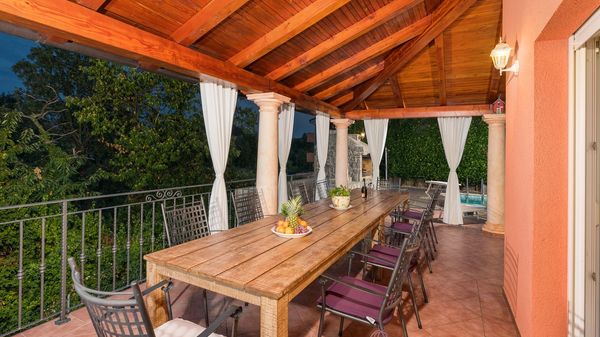 Villa Sole - mit beheiztem Pool, nahe dem Strand in Opatija