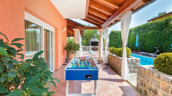 Villa Sole - mit beheiztem Pool, nahe dem Strand in Opatija