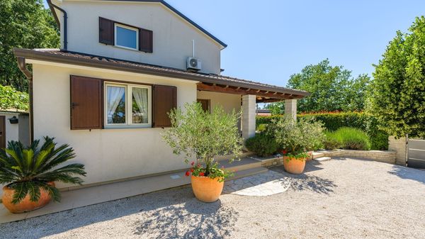 Villa Vidova - lovely villa with private pool