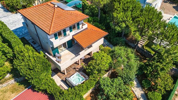 Vila Verde i Blue s grijanim bazenom, pogledom na more i jacuzzijem