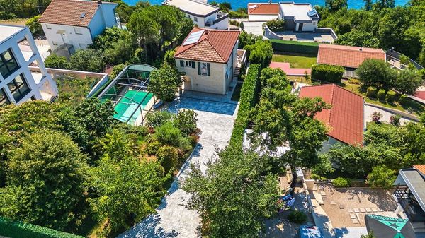 Vila Verde i Blue s grijanim bazenom, pogledom na more i jacuzzijem